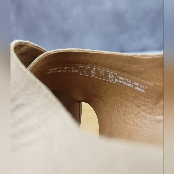 Clarks Soft Cushion Side Buckle Tan Faux Leather Cork Wedge Sandals‎ Sz 9.5 M - Picture 14 of 14